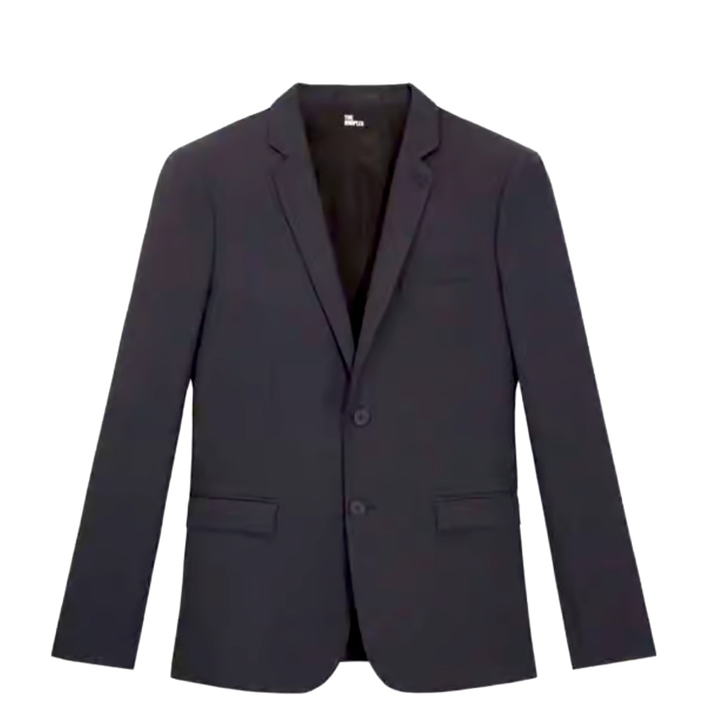 The Kooples 40 FR/8 US New with tags 

Wool Three Button Blazer - Grey